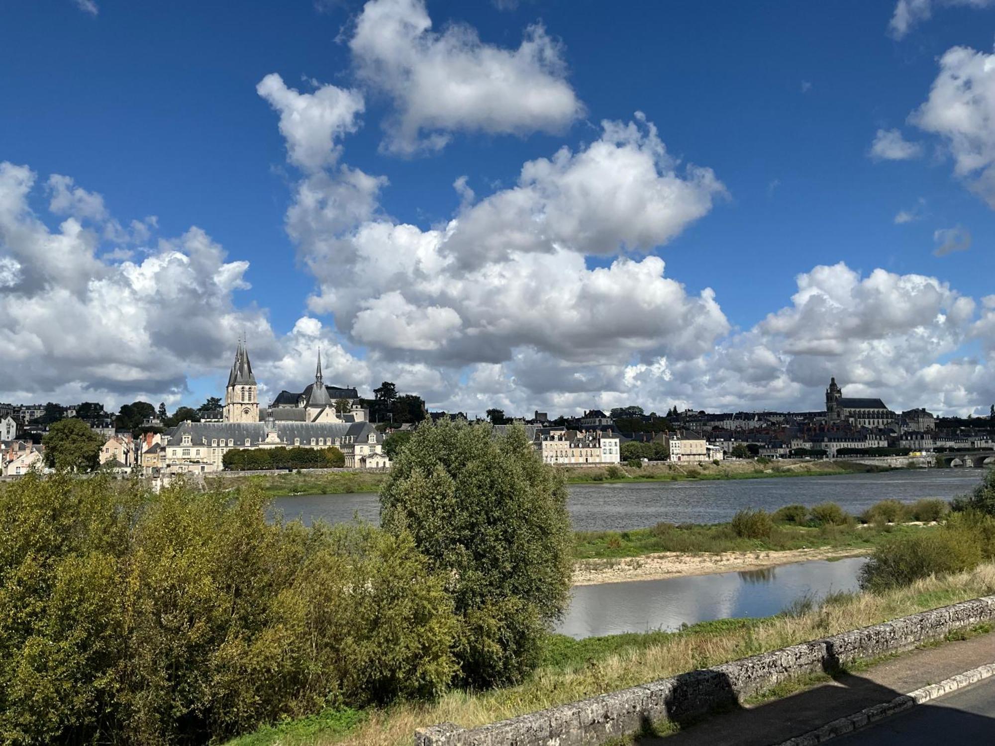 "Gite Les Futreaux" Vue Sur Loire & Linge Inclus Blois Exteriör bild